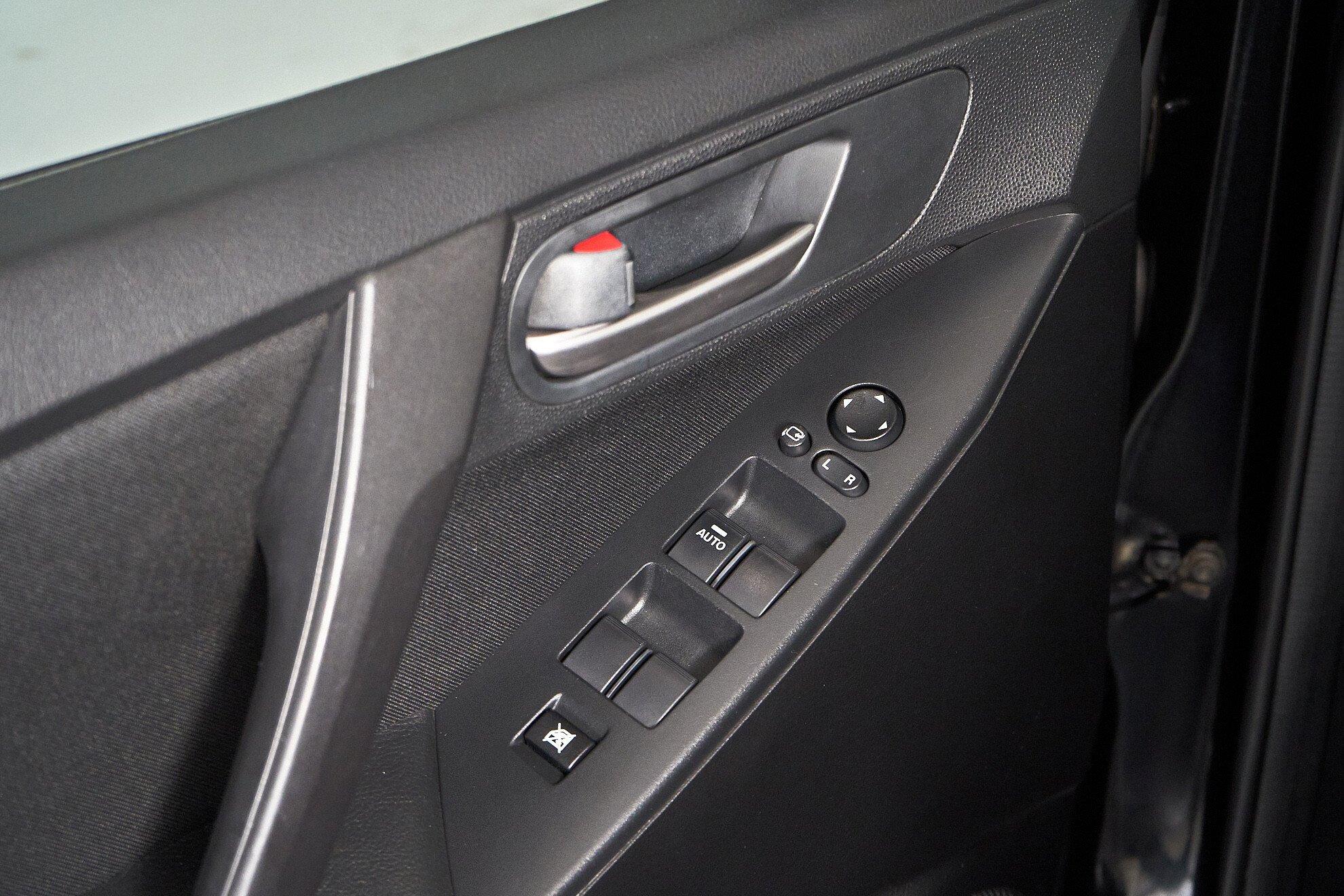 Mazda 3 2013, черный
