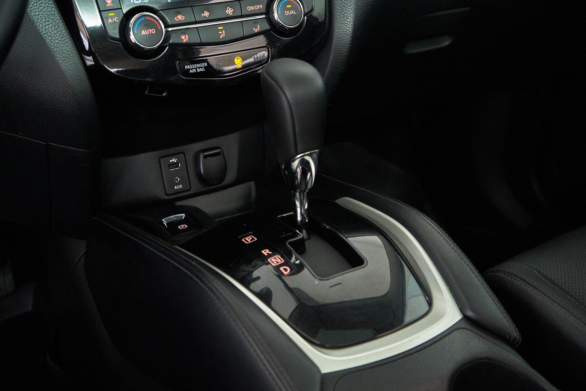 Nissan Qashqai 2014, серый