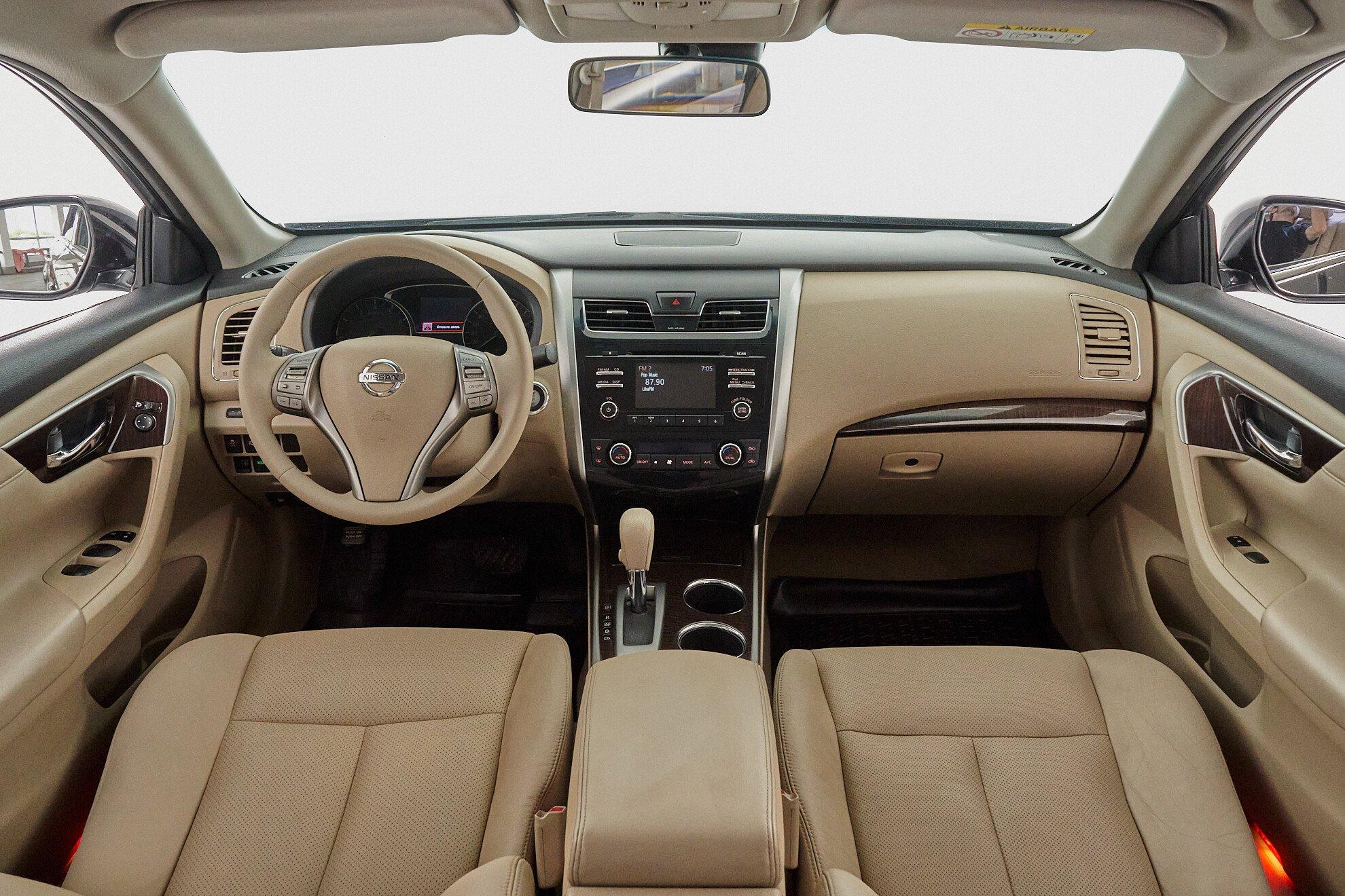 Nissan Teana 2015, черный
