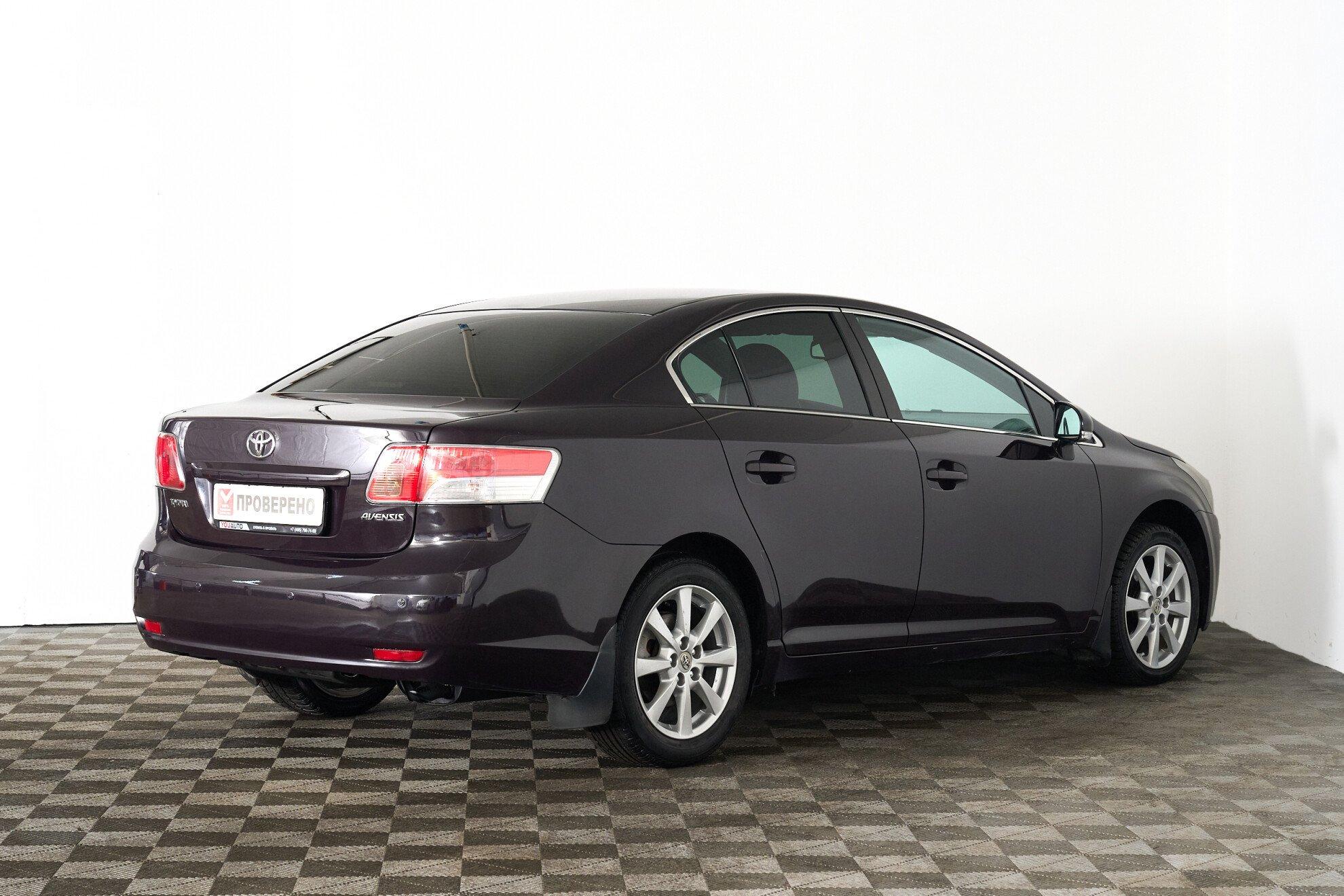 Toyota Avensis 2009, черный