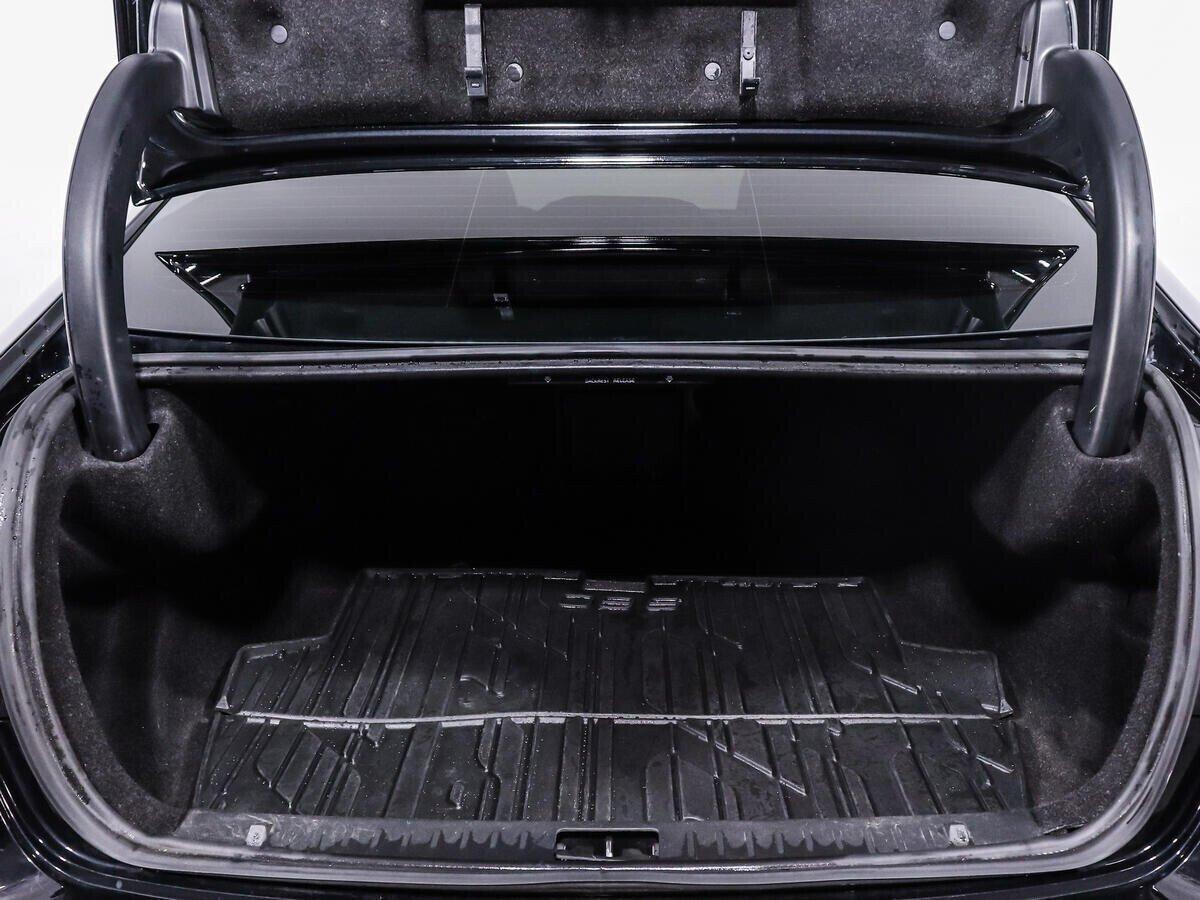Volvo S60 2011, черный