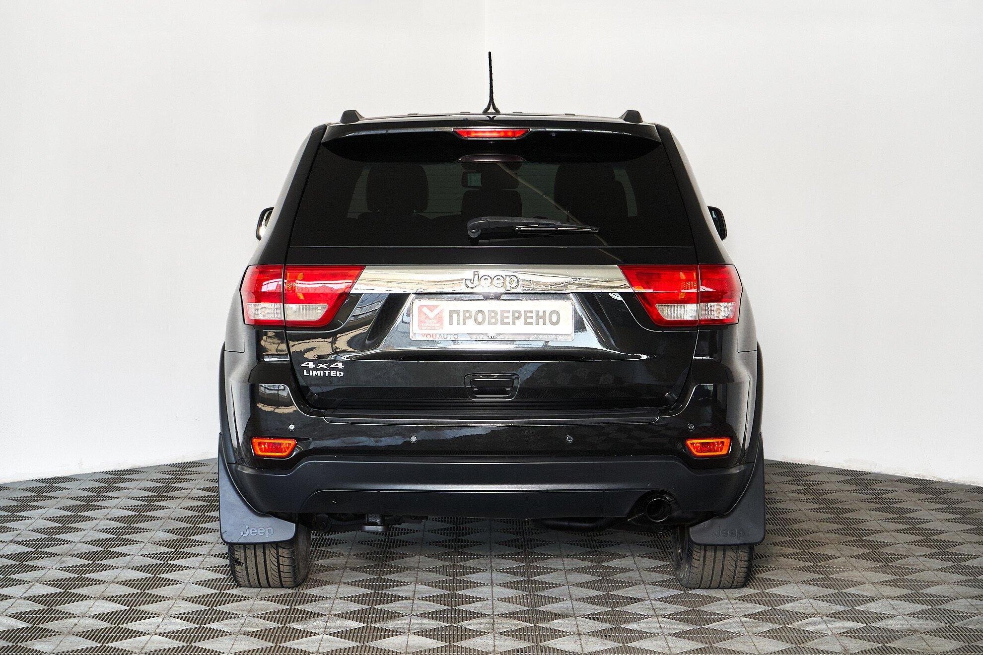 Jeep Grand Cherokee 2012, черный