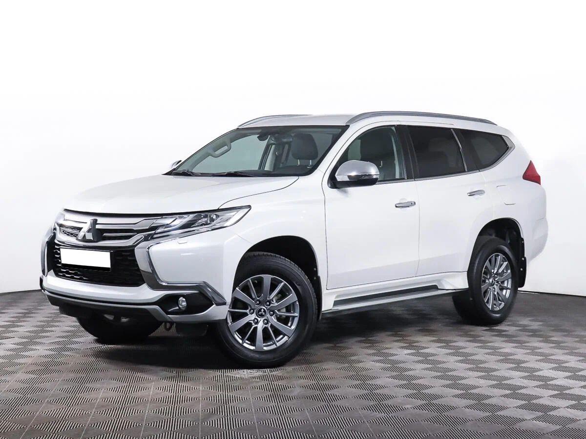 Mitsubishi Pajero Sport 2019, белый