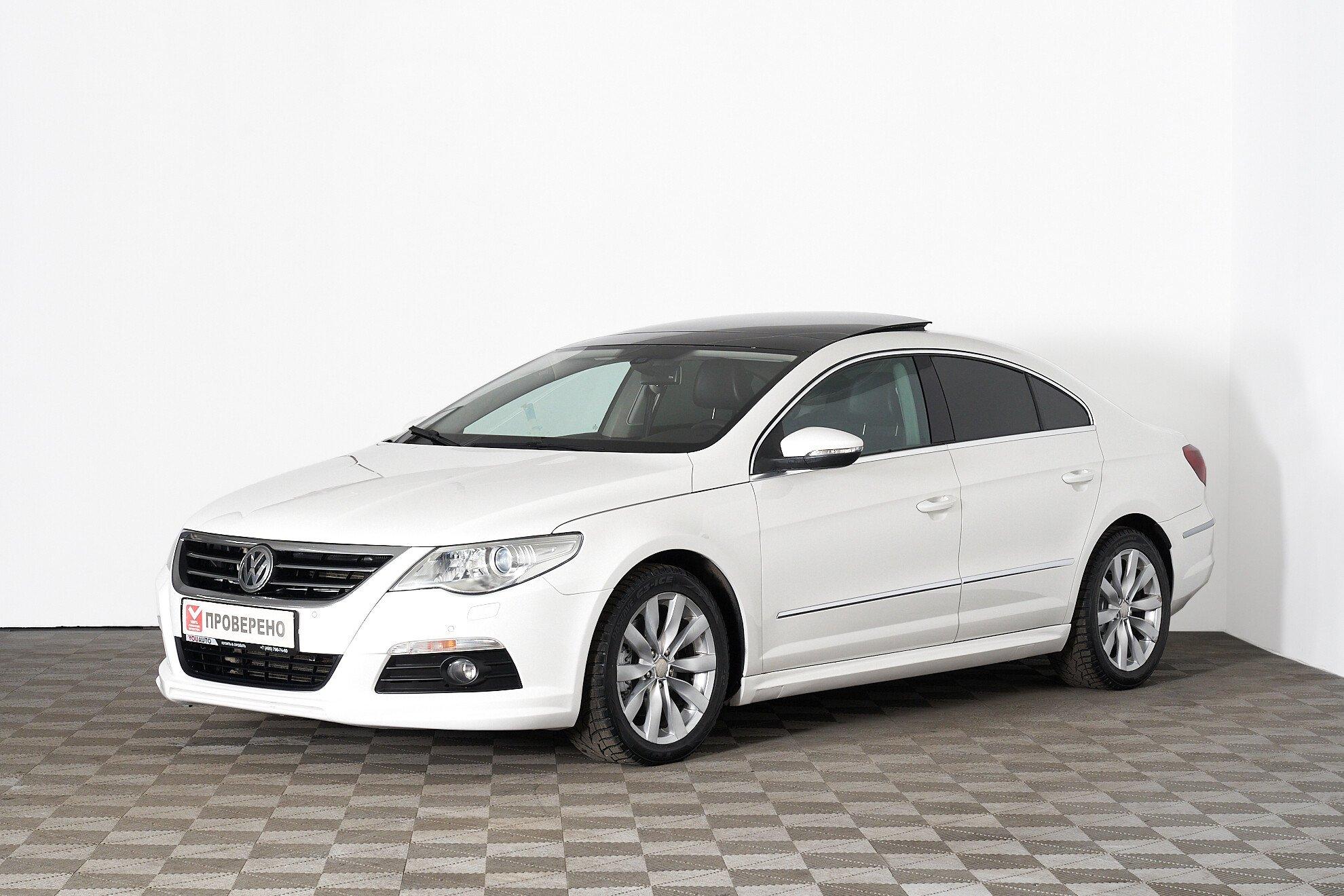 Volkswagen Passat CC 2010, белый