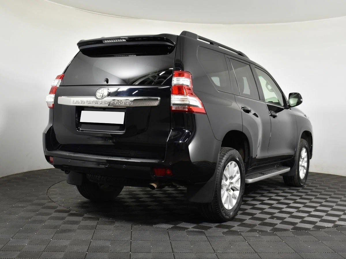 Toyota Land Cruiser Prado 2017, черный