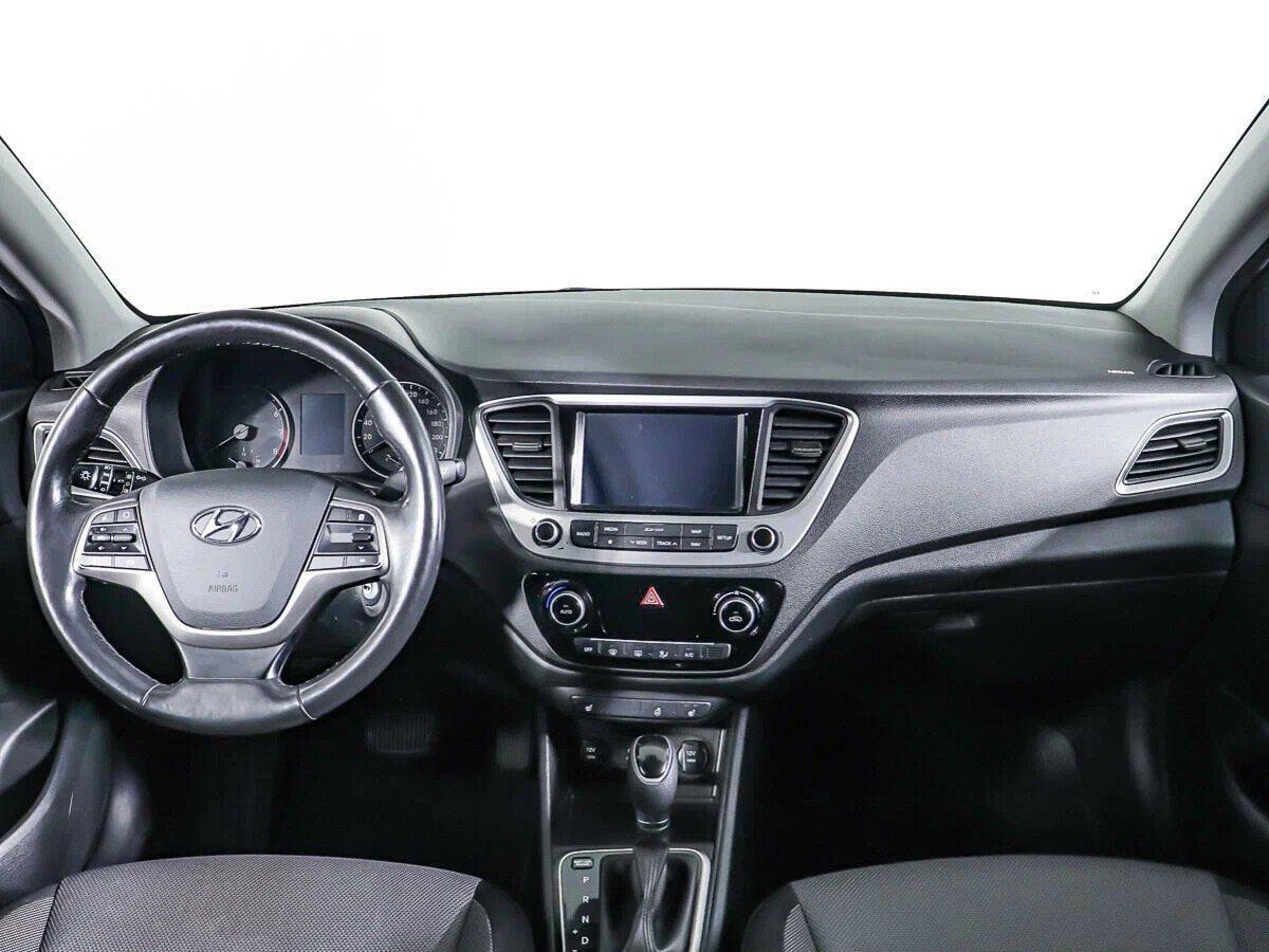 Hyundai Solaris 2020, черный
