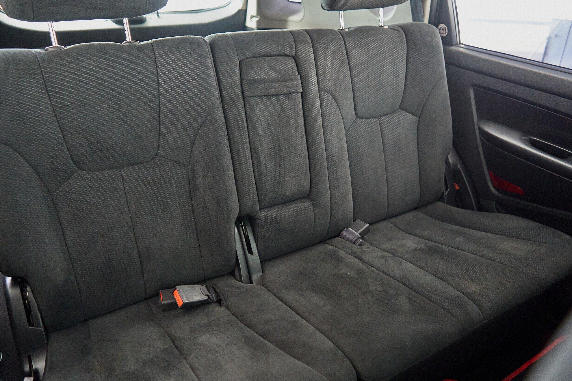 SsangYong Rexton 2007, серебряный