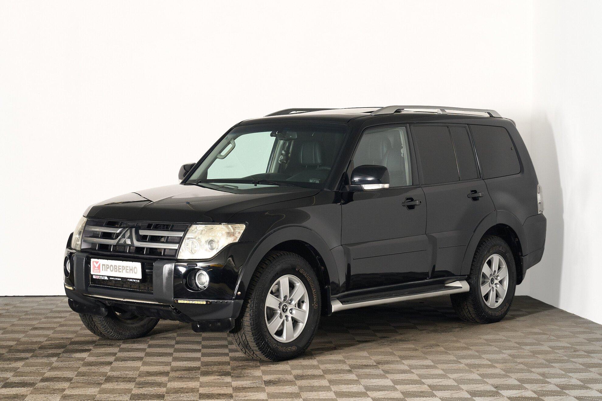 Mitsubishi Pajero 2008, черный