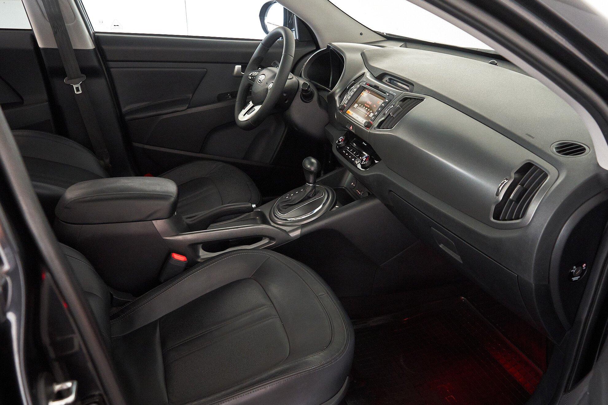 Kia Sportage 2011, черный
