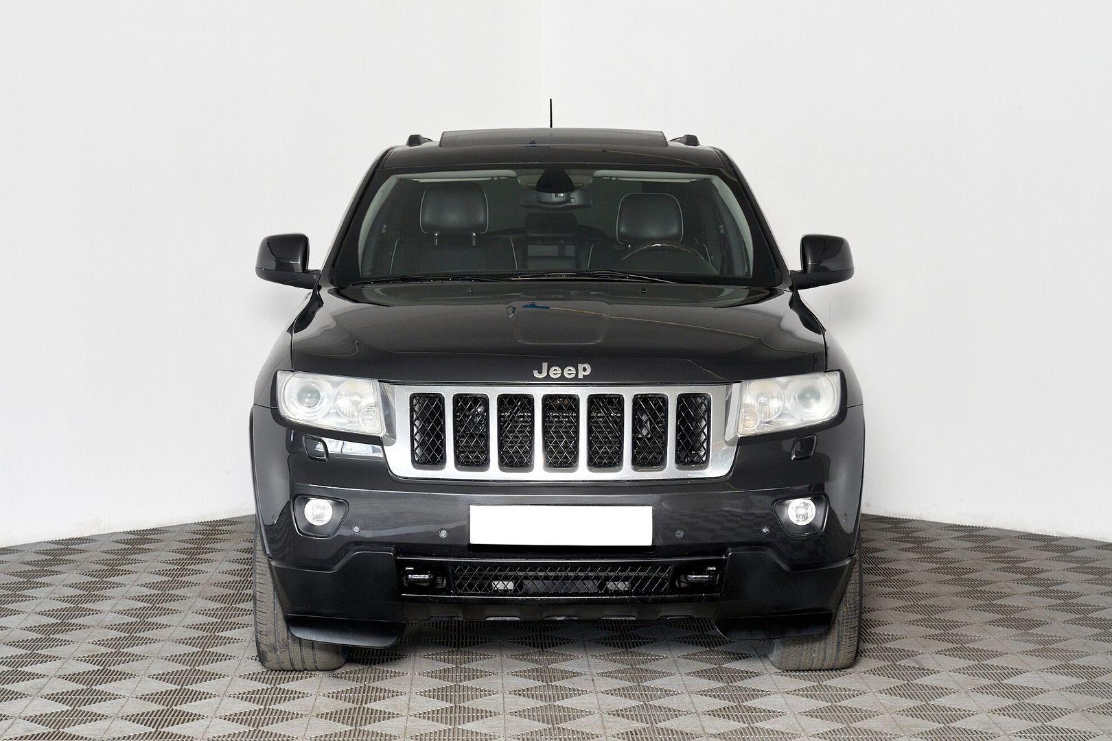 Jeep Grand Cherokee 2011, серый