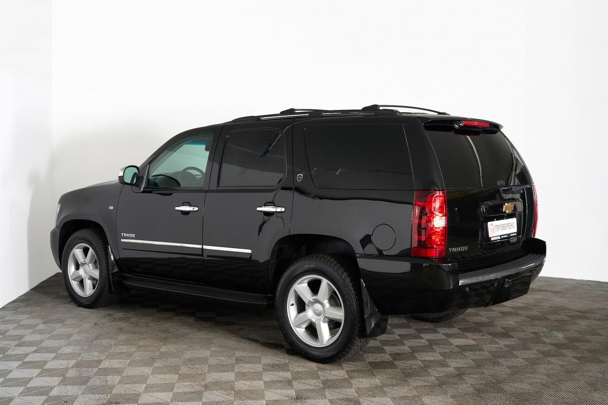Chevrolet Tahoe 2013, черный