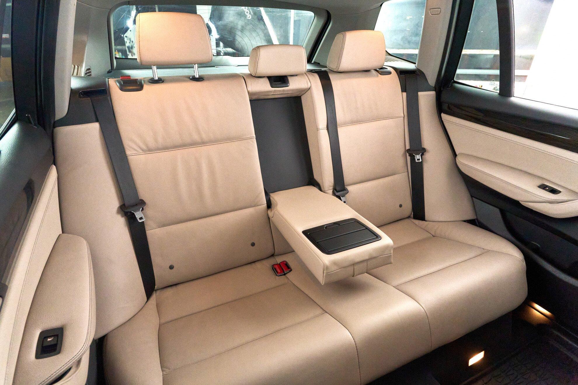 BMW X3 2011, черный