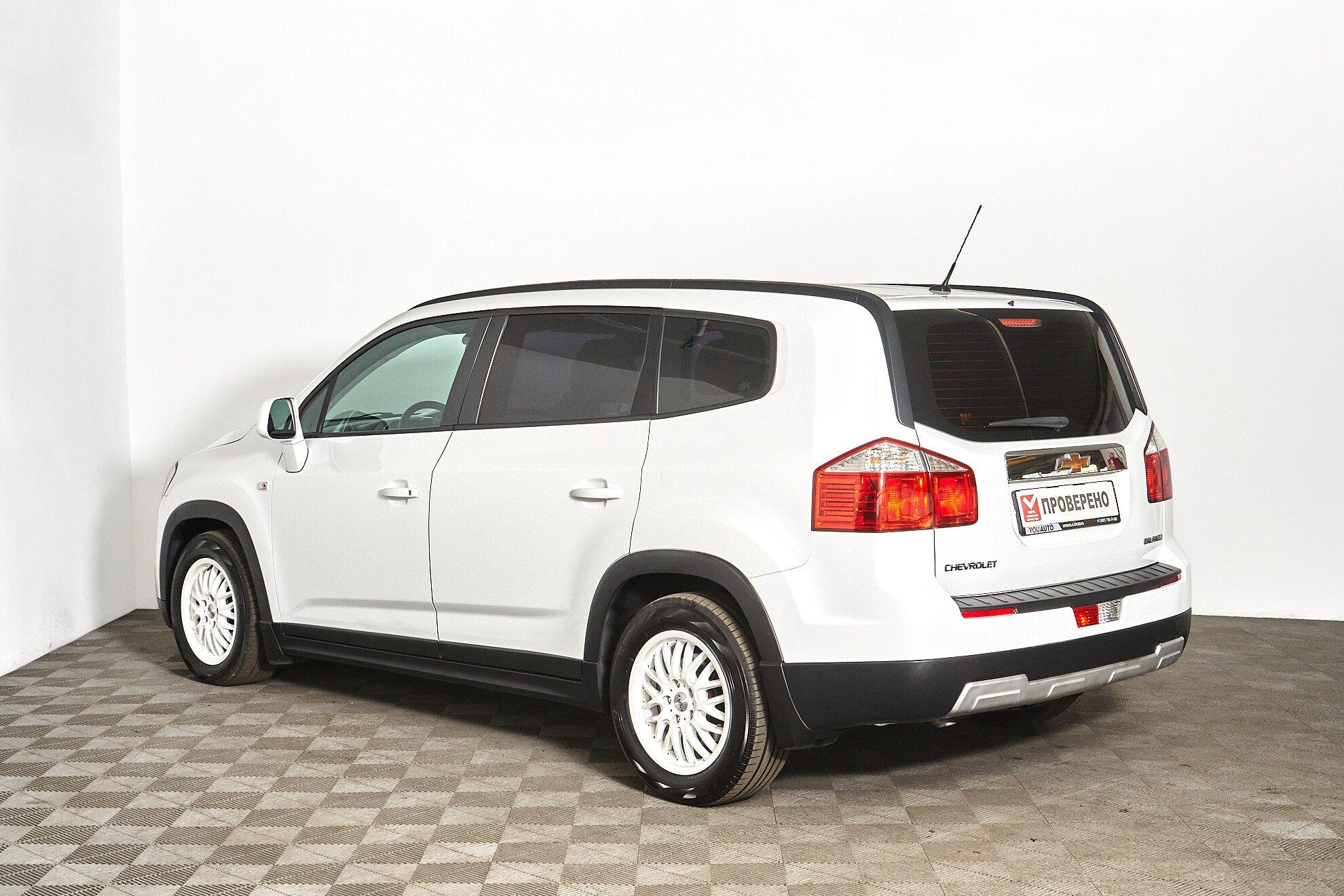 Chevrolet Orlando 2013, белый