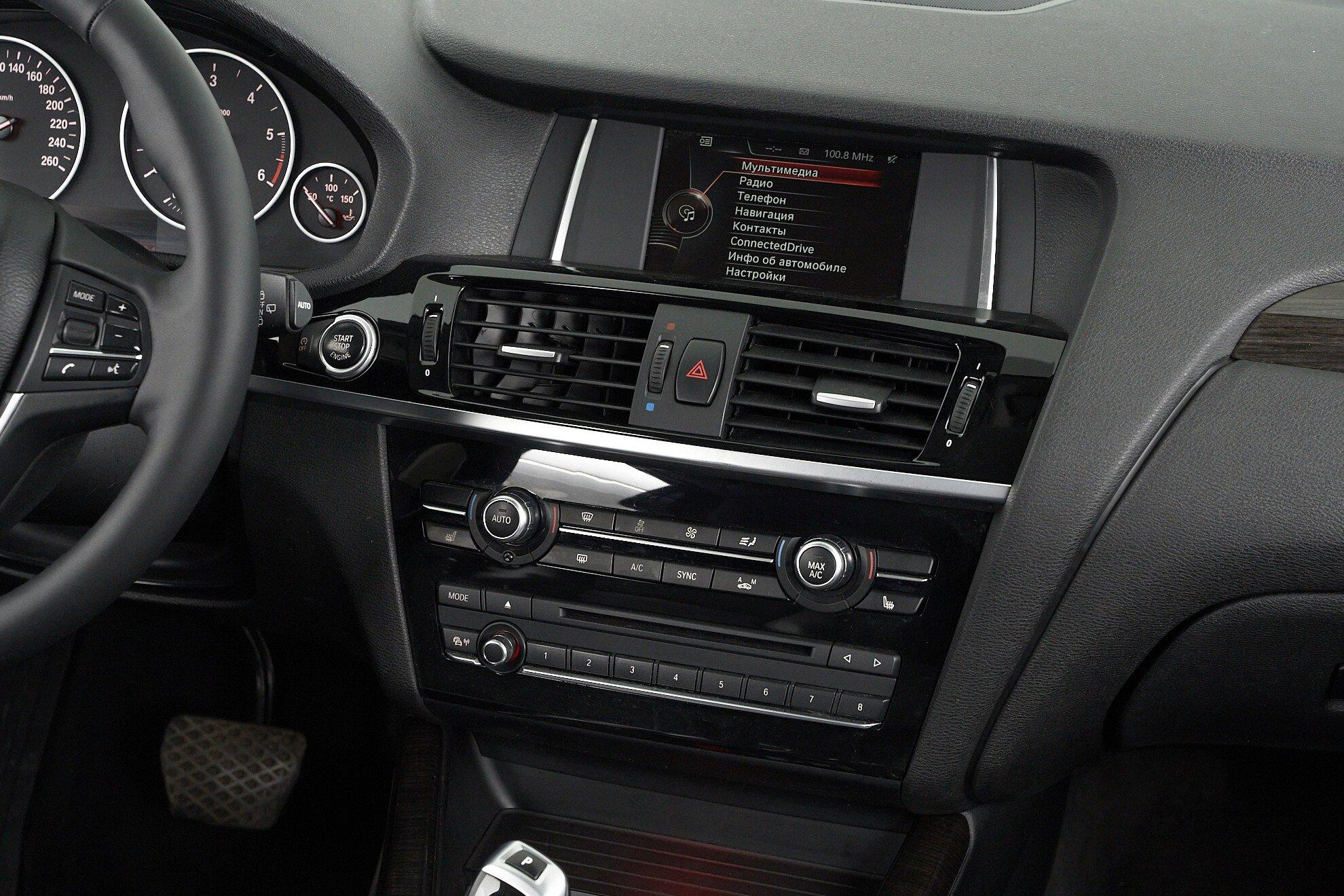 BMW X3 2014, белый