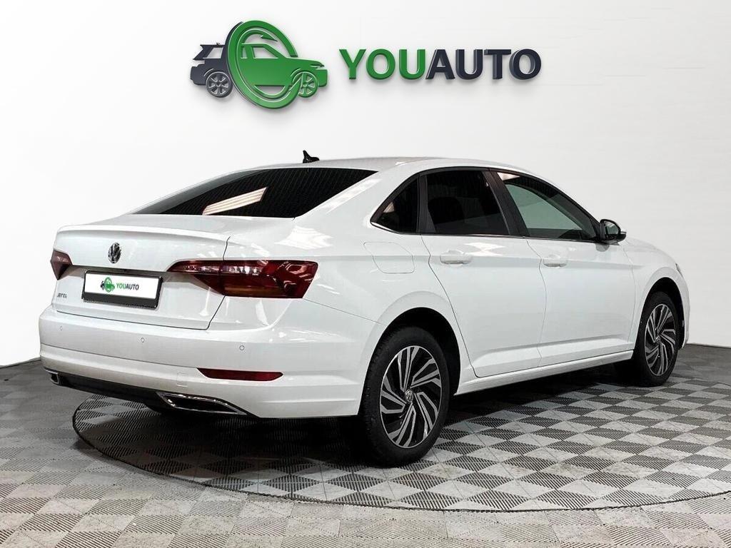 Volkswagen Jetta 2019, белый