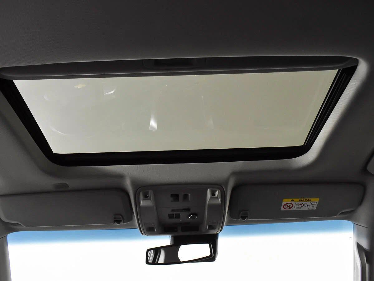 Chevrolet Tahoe 2020, белый