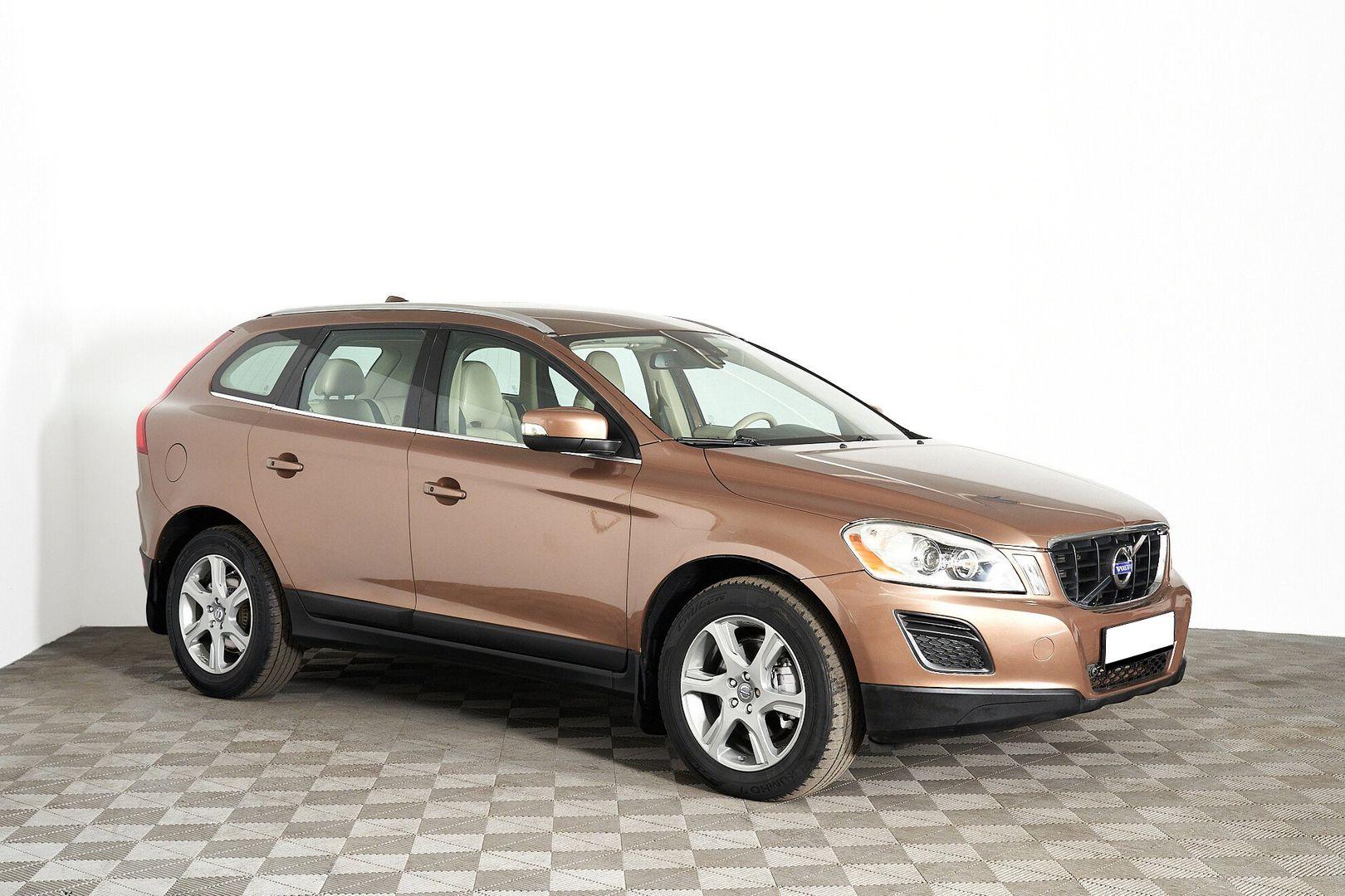 Volvo XC60 2010, коричневый
