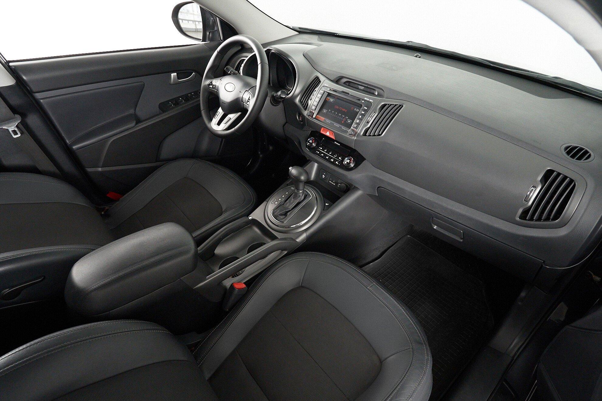 Kia Sportage 2012, серый