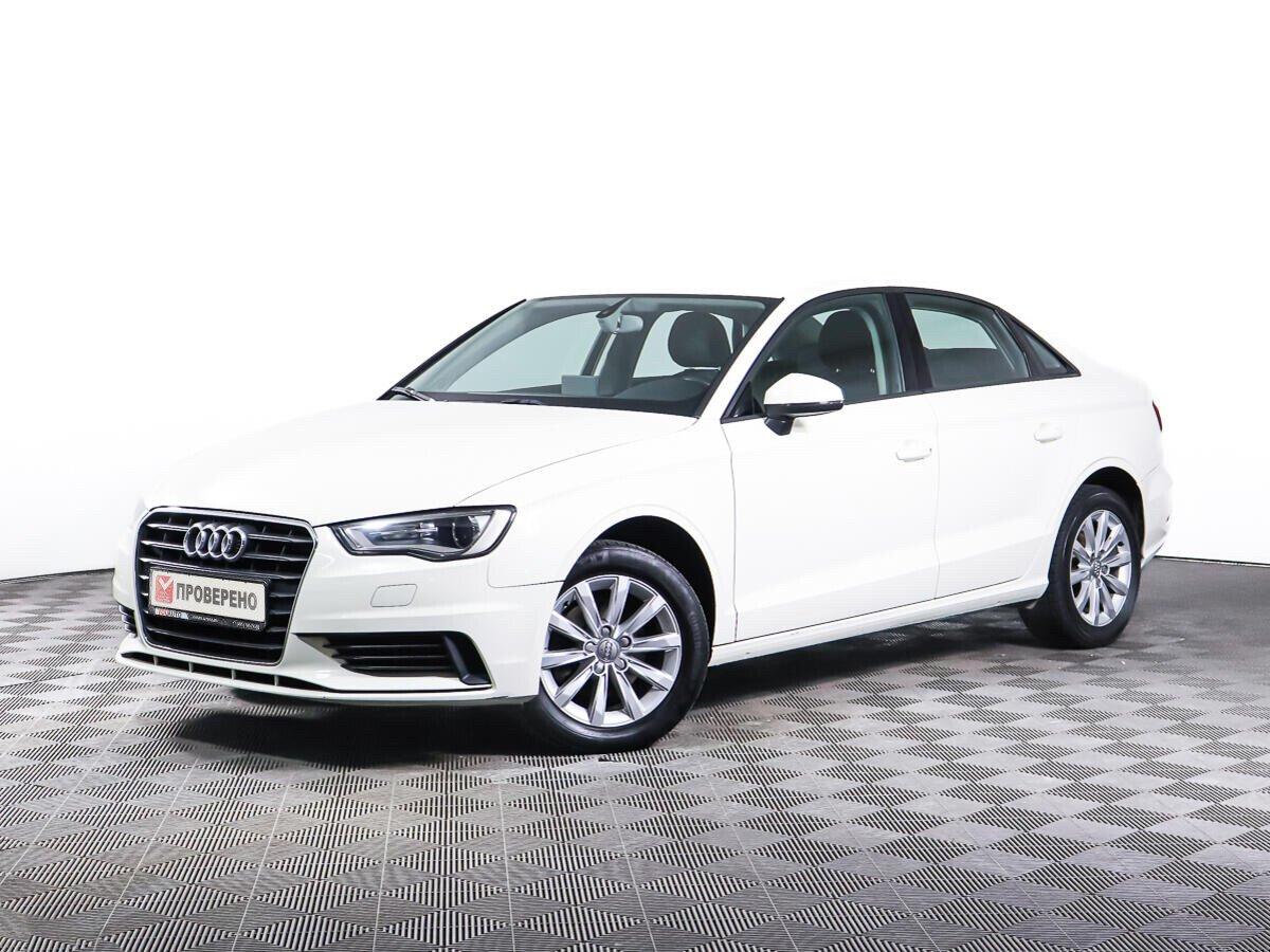 Audi A3 2016, белый