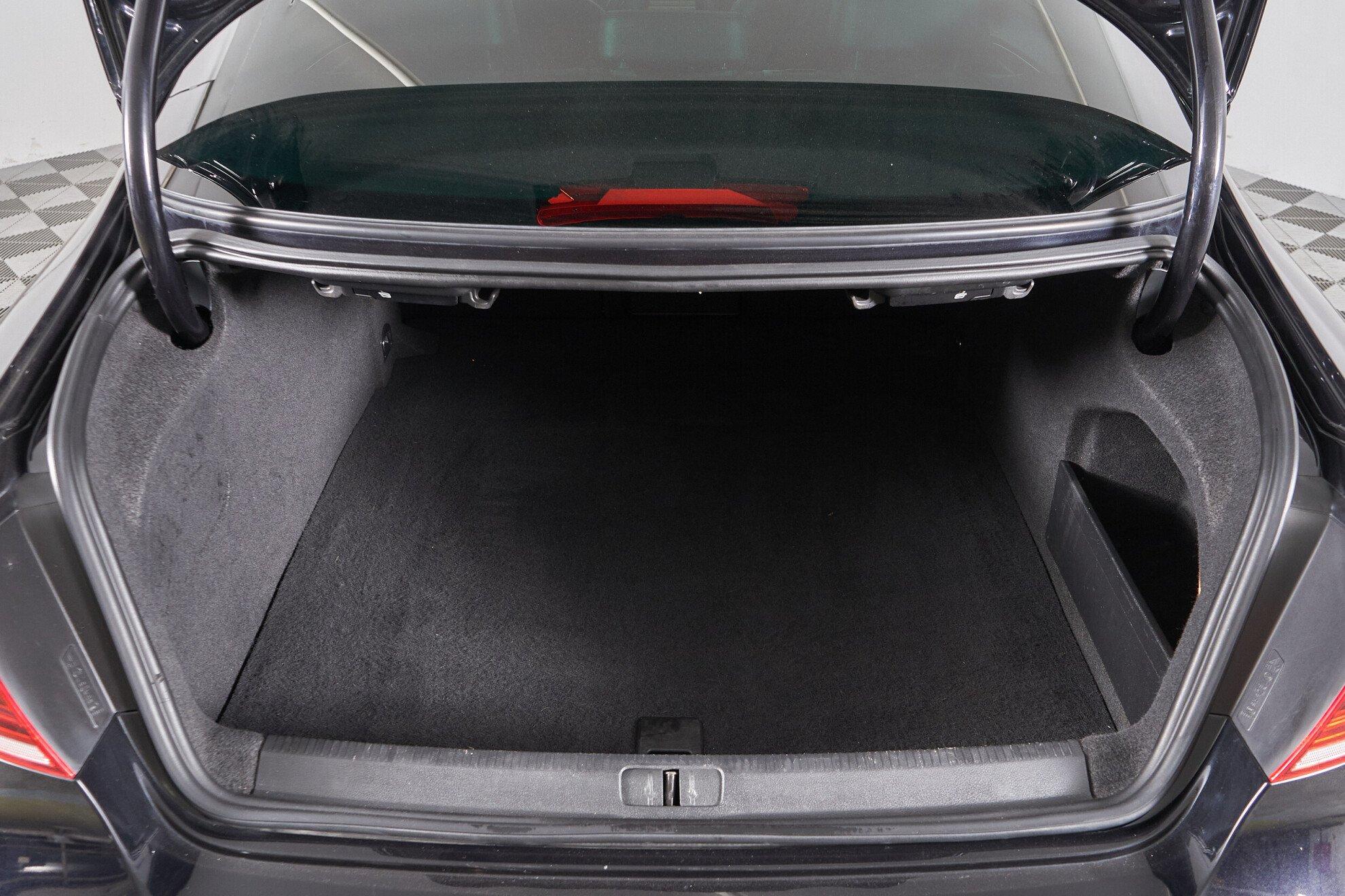 Volkswagen Passat CC 2015, черный