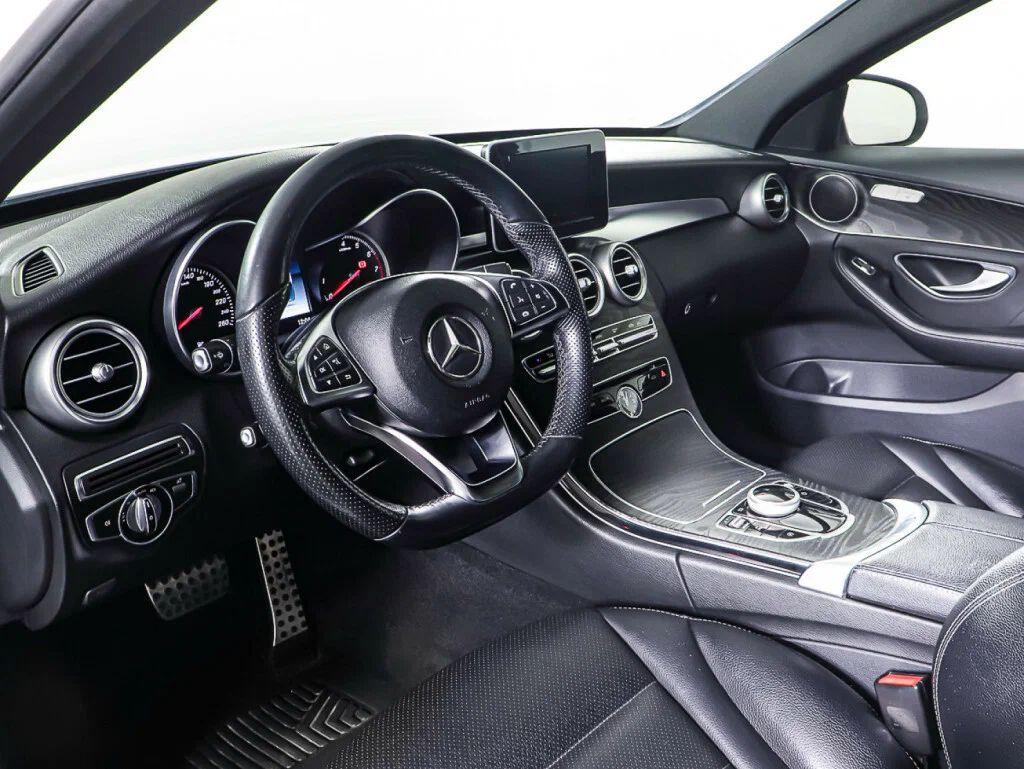 Mercedes-Benz C-Класс 2018, белый