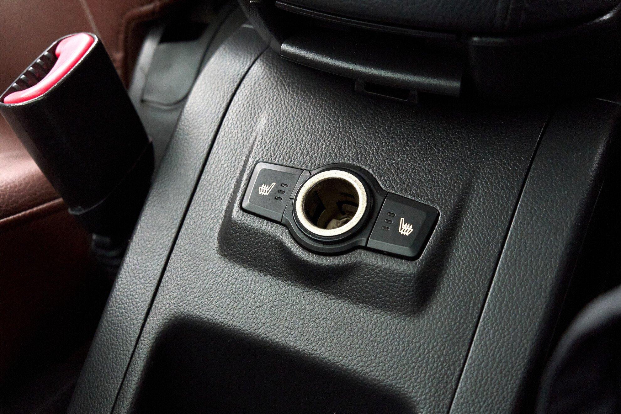 Opel Antara 2007, черный