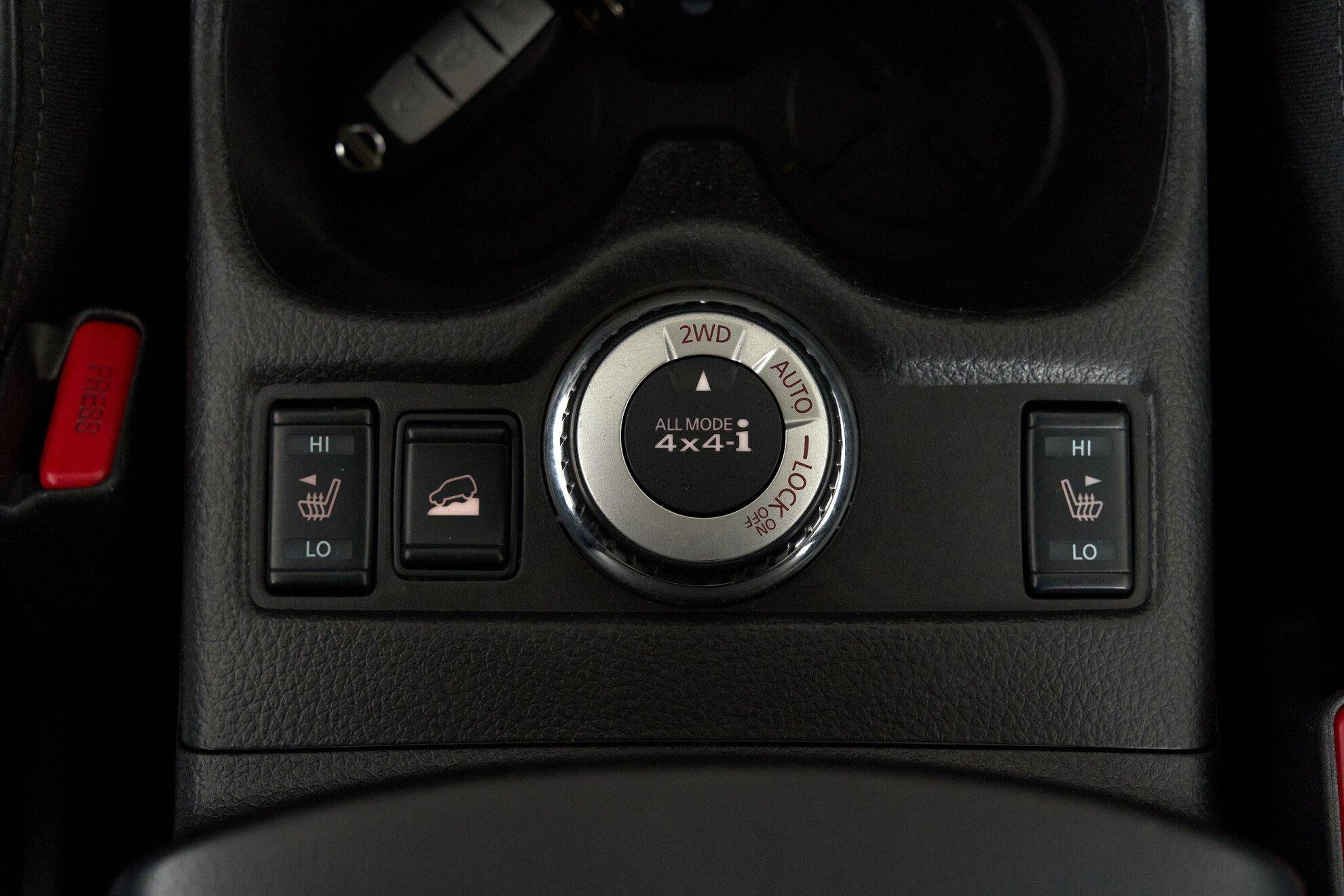 Nissan X-Trail 2016, серый