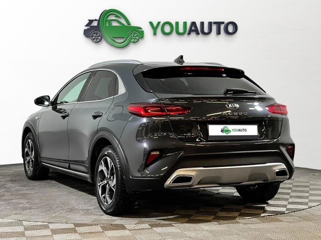 Kia XCeed 2020, серый