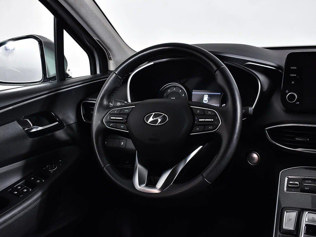 Hyundai Santa Fe 2020, серебряный