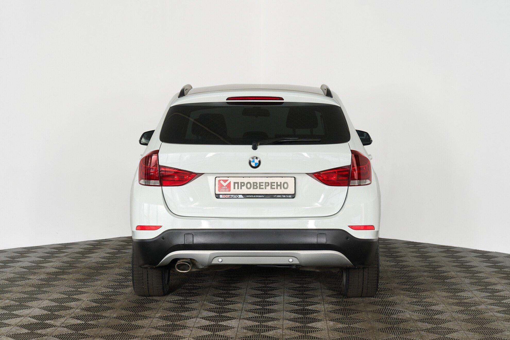 BMW X1 2014, белый