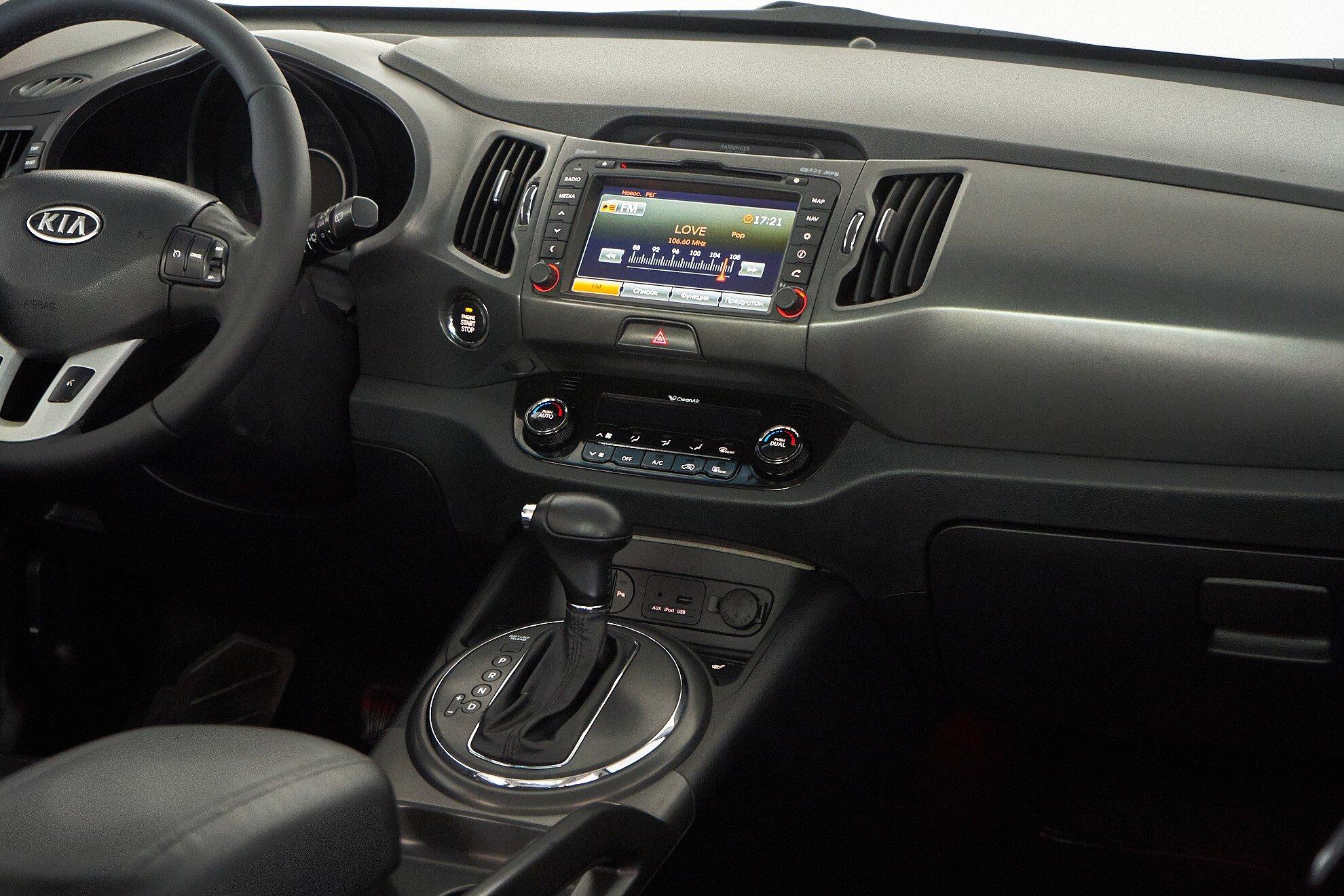 Kia Sportage 2011, черный