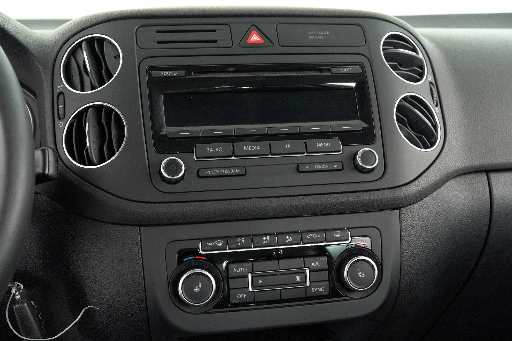 Volkswagen Golf Plus 2012, синий