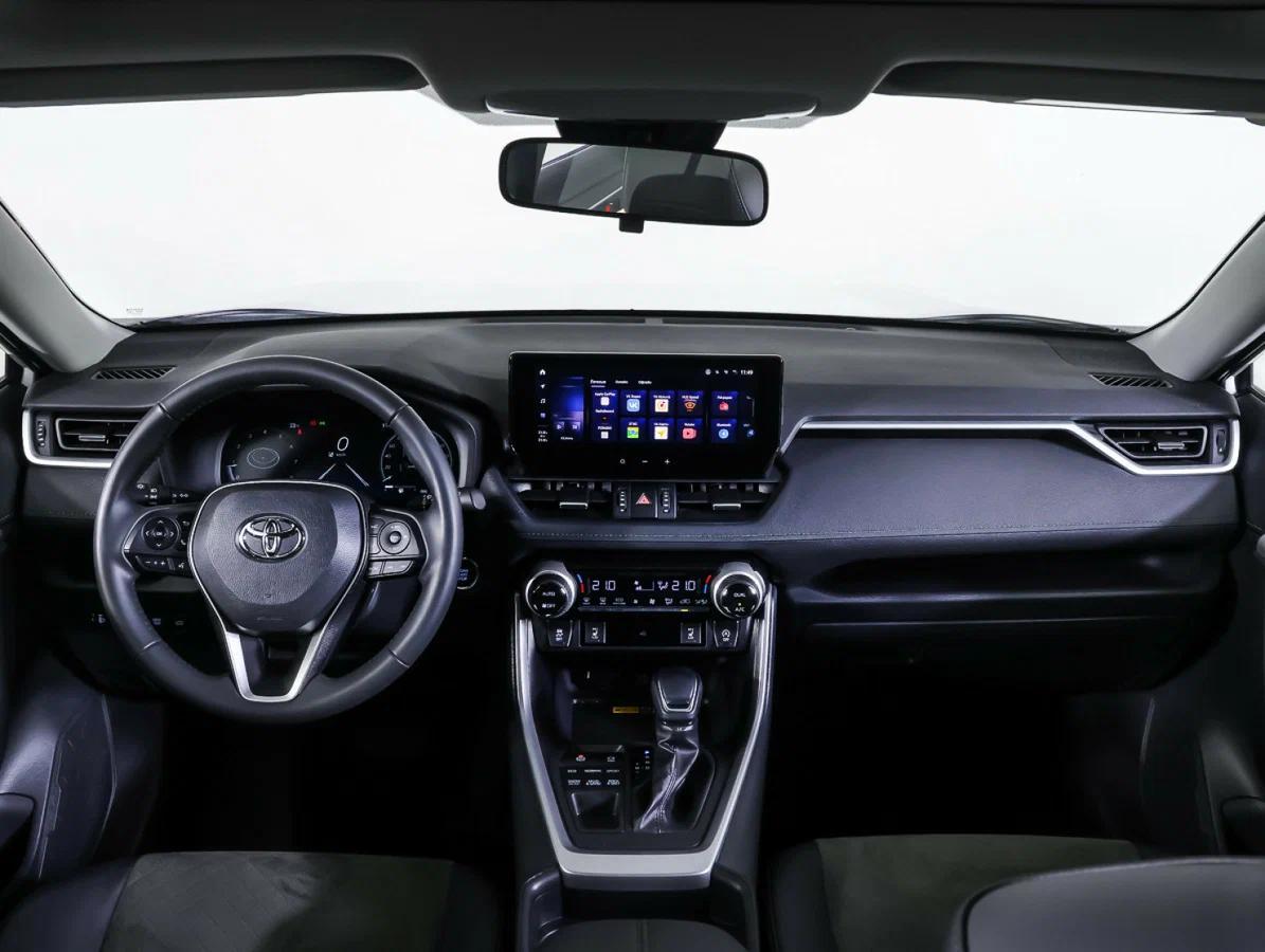 Toyota RAV4 2025, белый