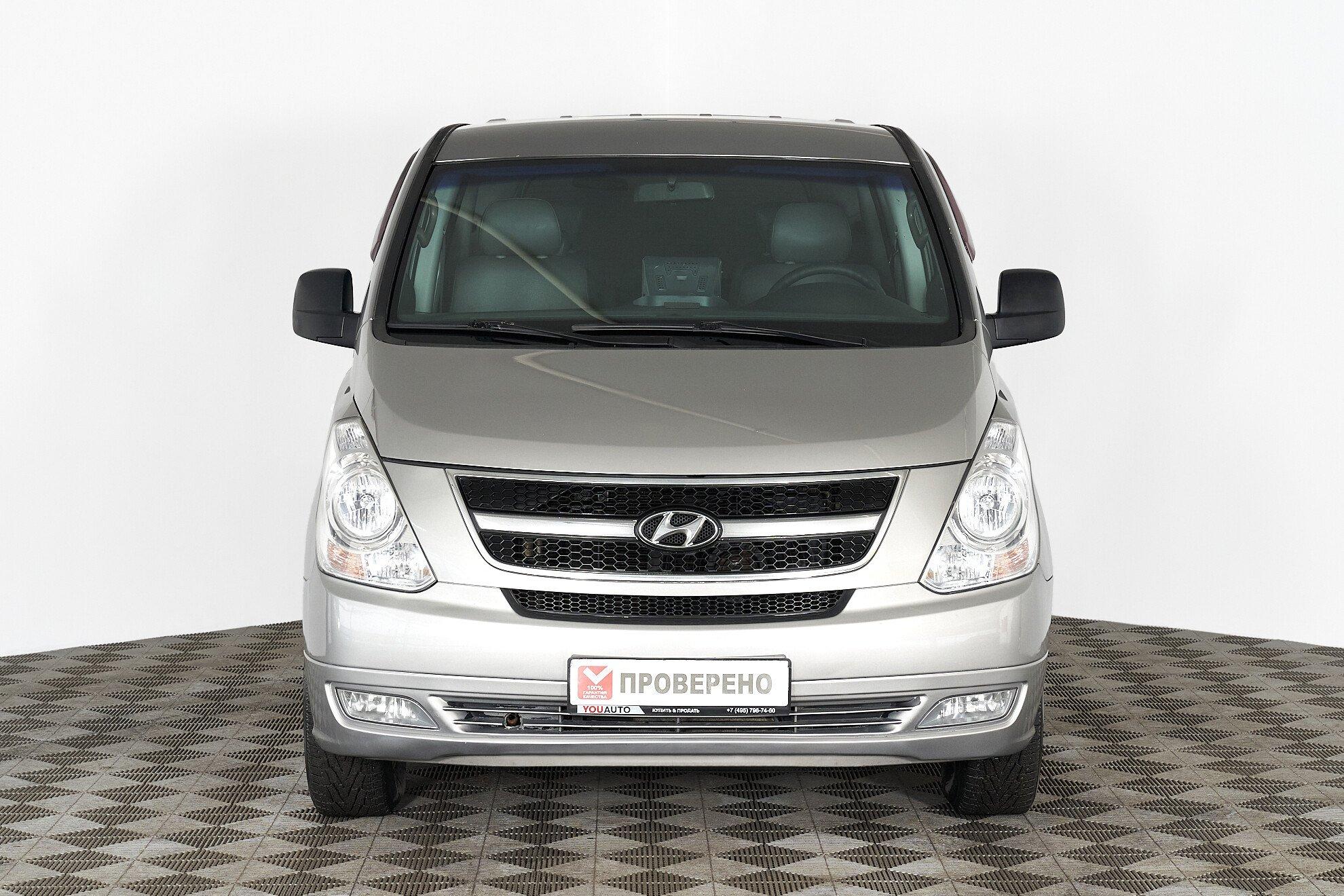 Hyundai Grand Starex 2011, серый