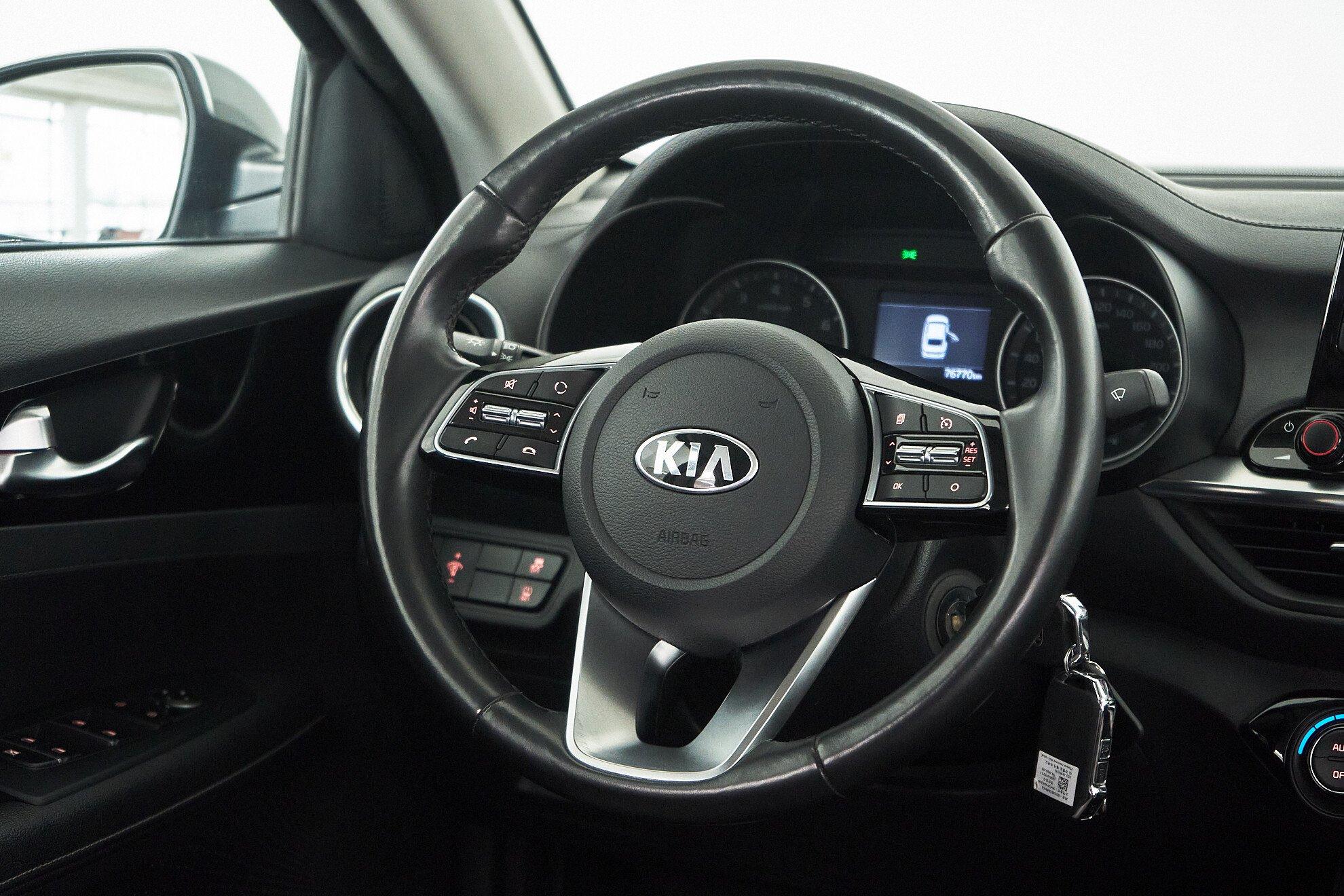 Kia Cerato 2019, серый