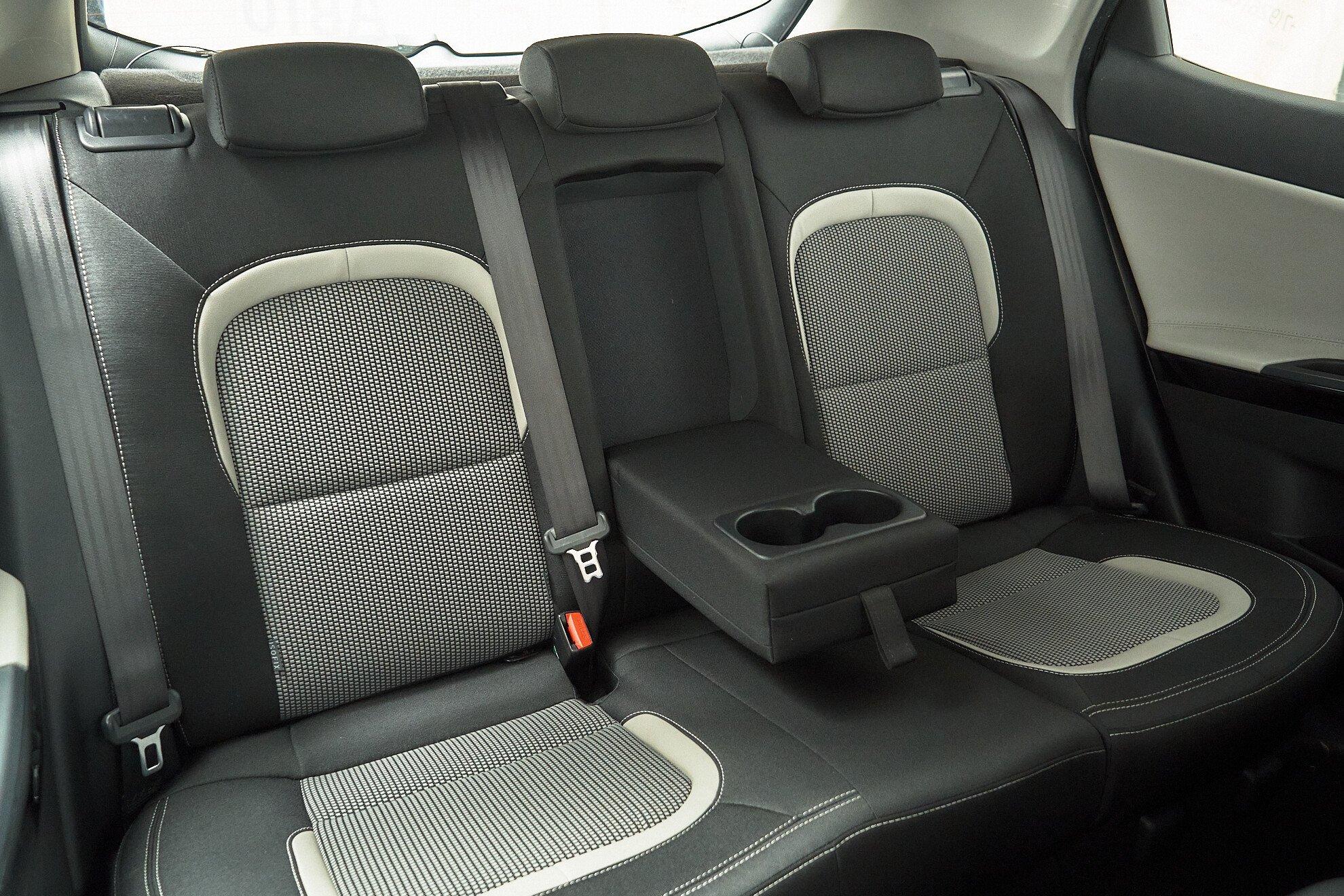 Kia Ceed 2015, синий