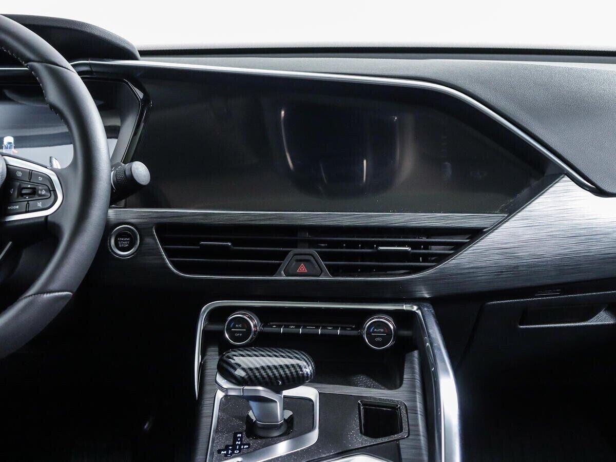 Geely Tugella 2020, белый