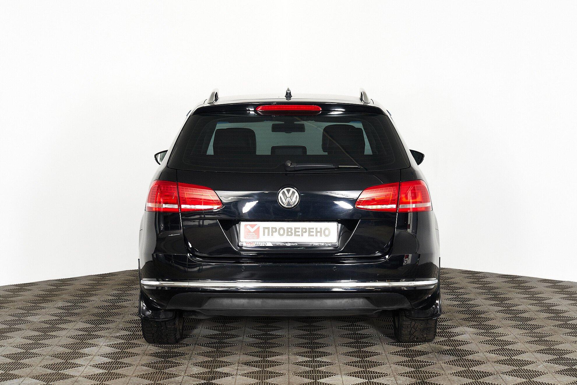 Volkswagen Passat 2011, черный