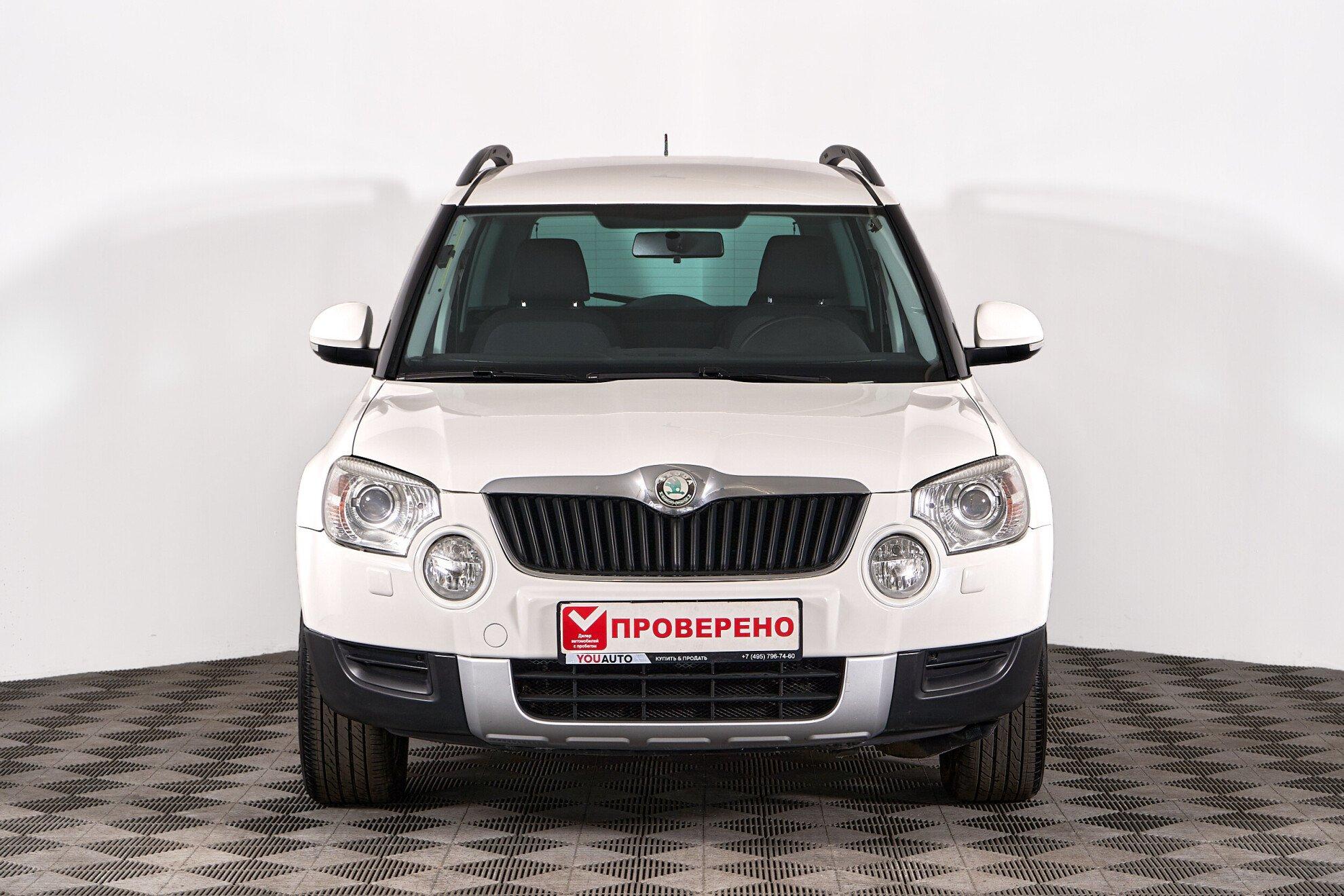 Skoda Yeti 2012, белый