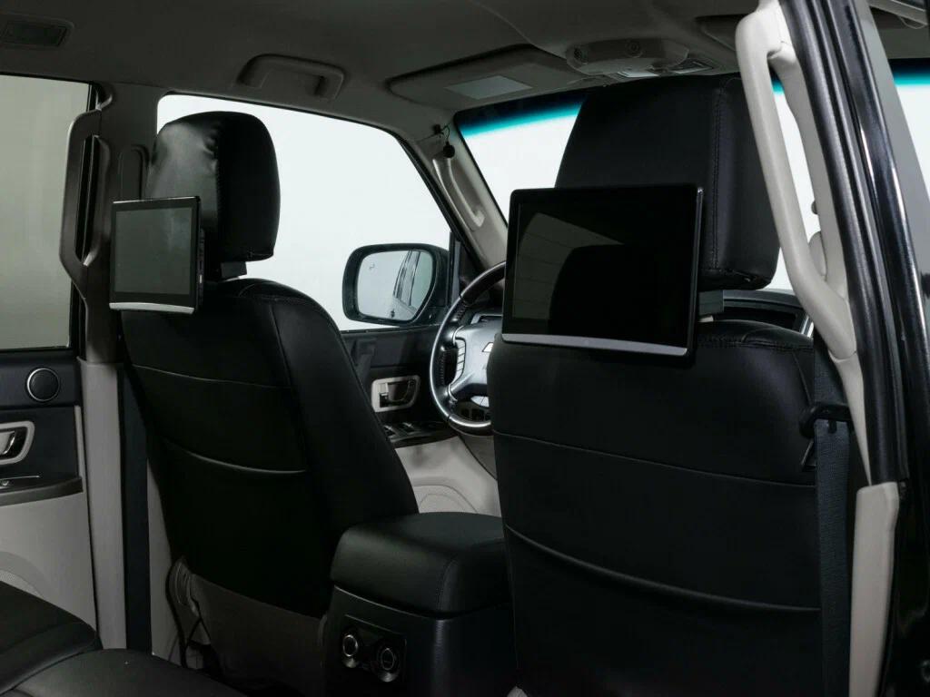 Mitsubishi Pajero 2021, черный