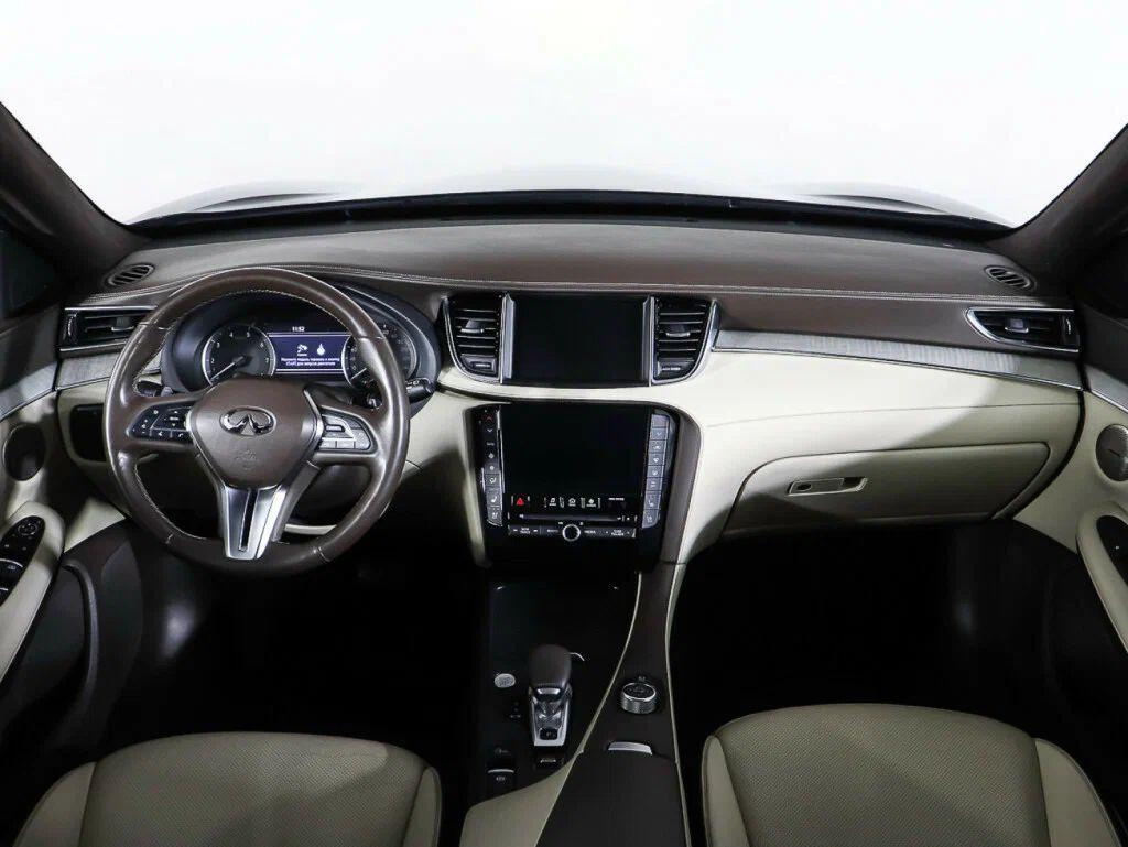 Infiniti QX50 2021, коричневый