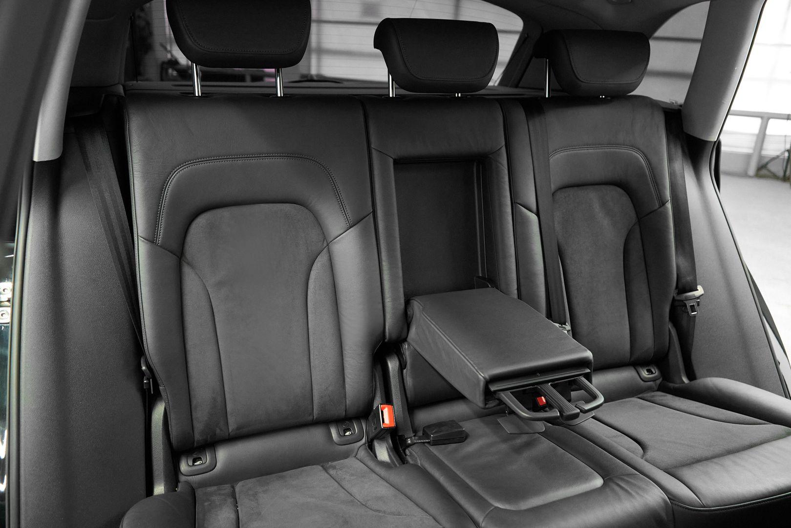 Audi Q5 2012, черный