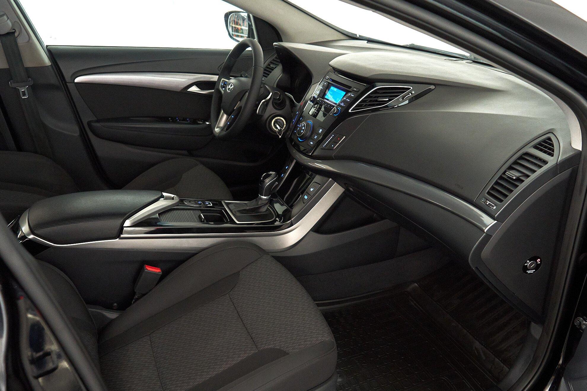 Hyundai i40 2015, черный
