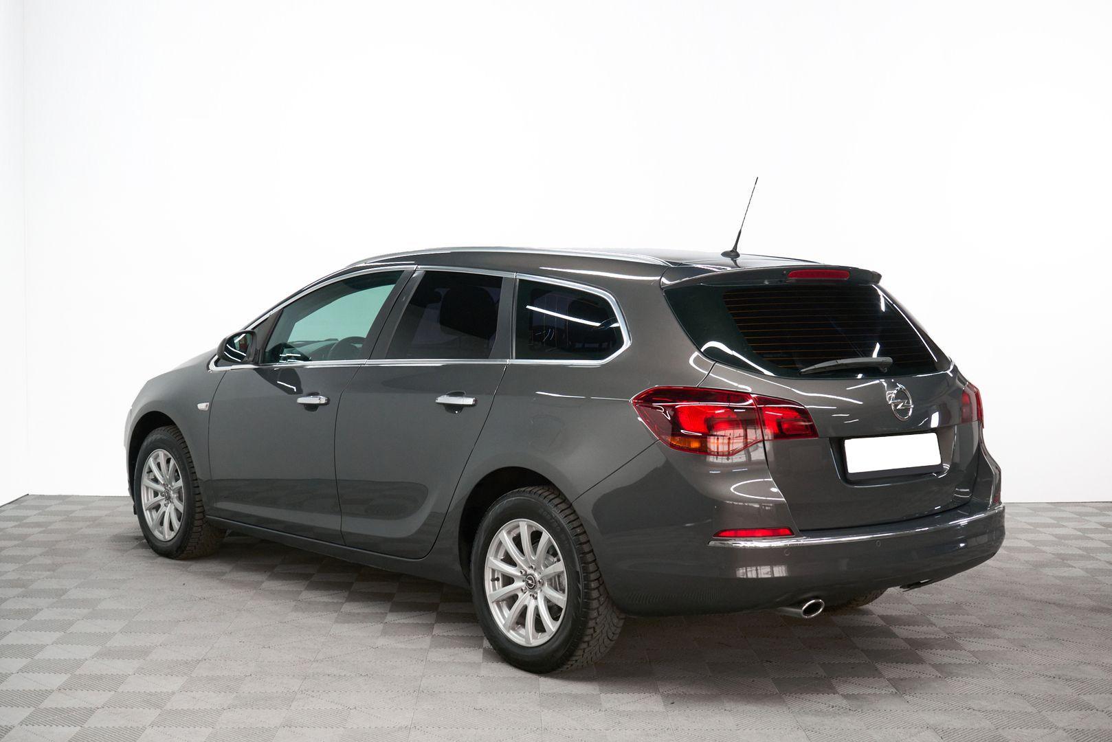 Opel Astra 2014, серый