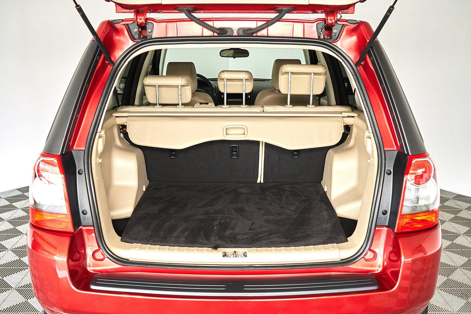 Land Rover Freelander 2009, красный