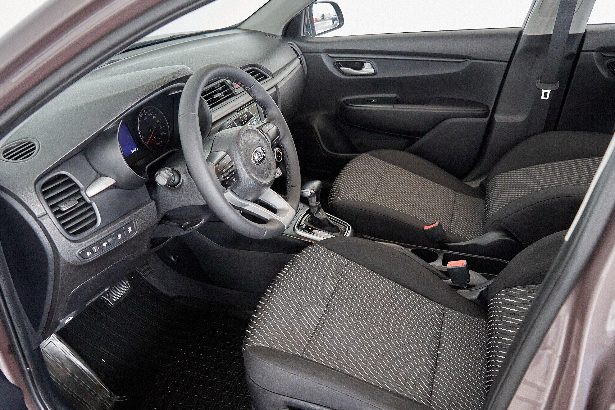 Kia Rio X-Line 2018, коричневый