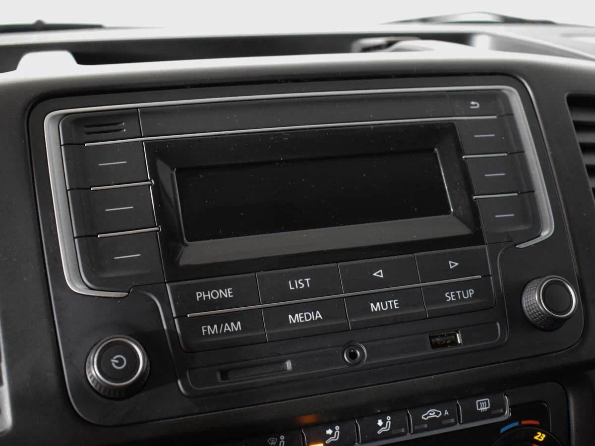 Volkswagen Caravelle 2012, черный