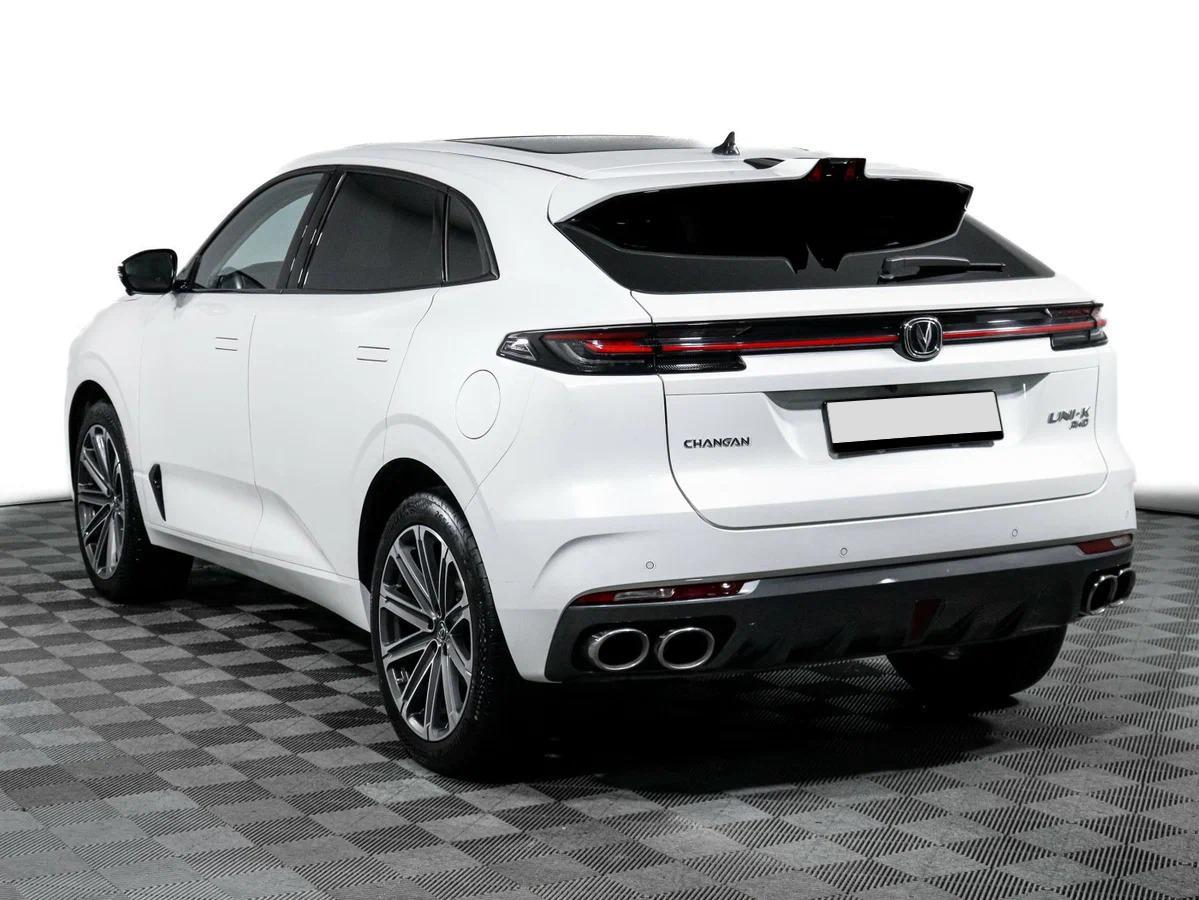 Changan UNI-K 2022, белый