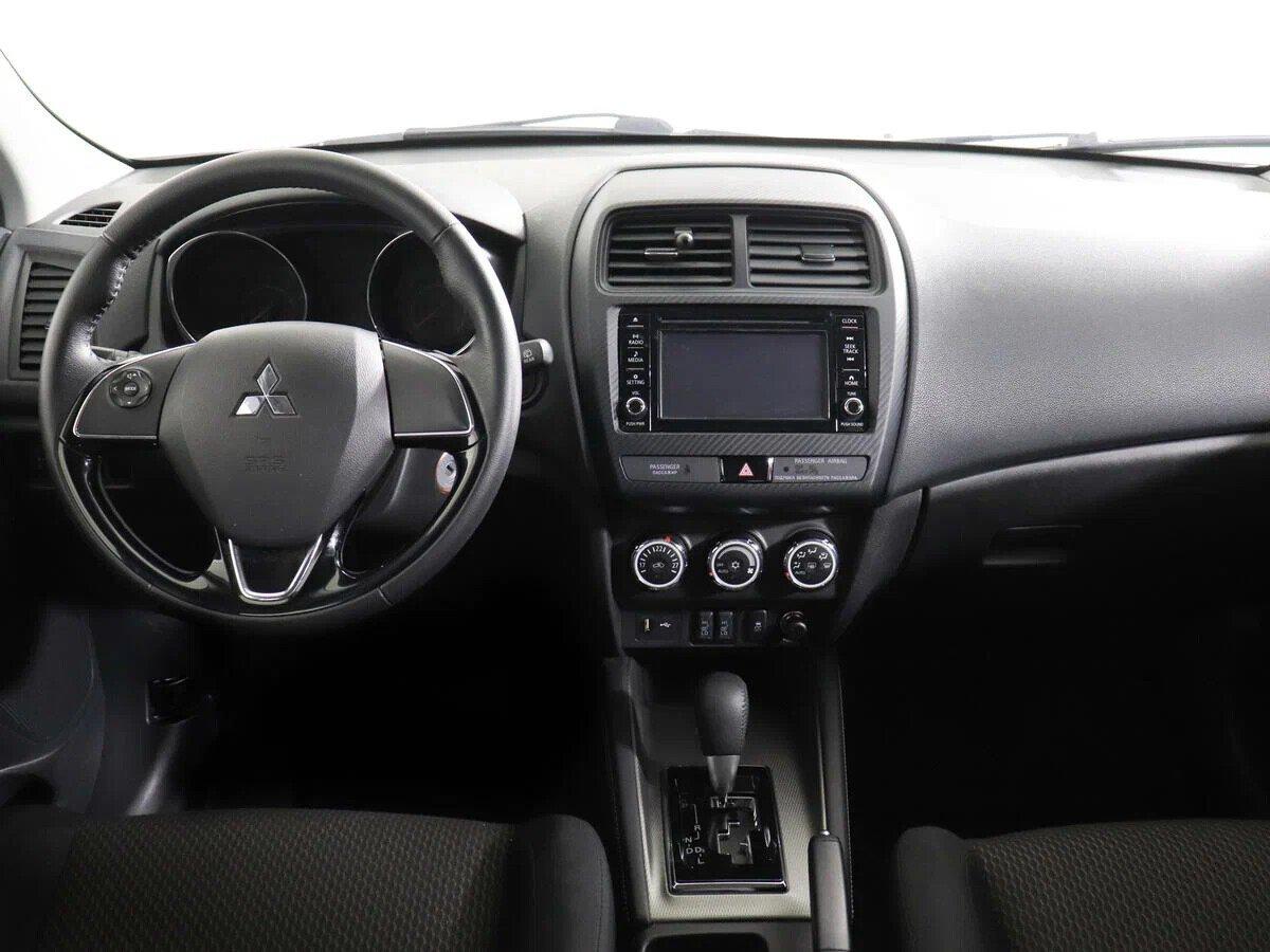 Mitsubishi ASX 2018, белый