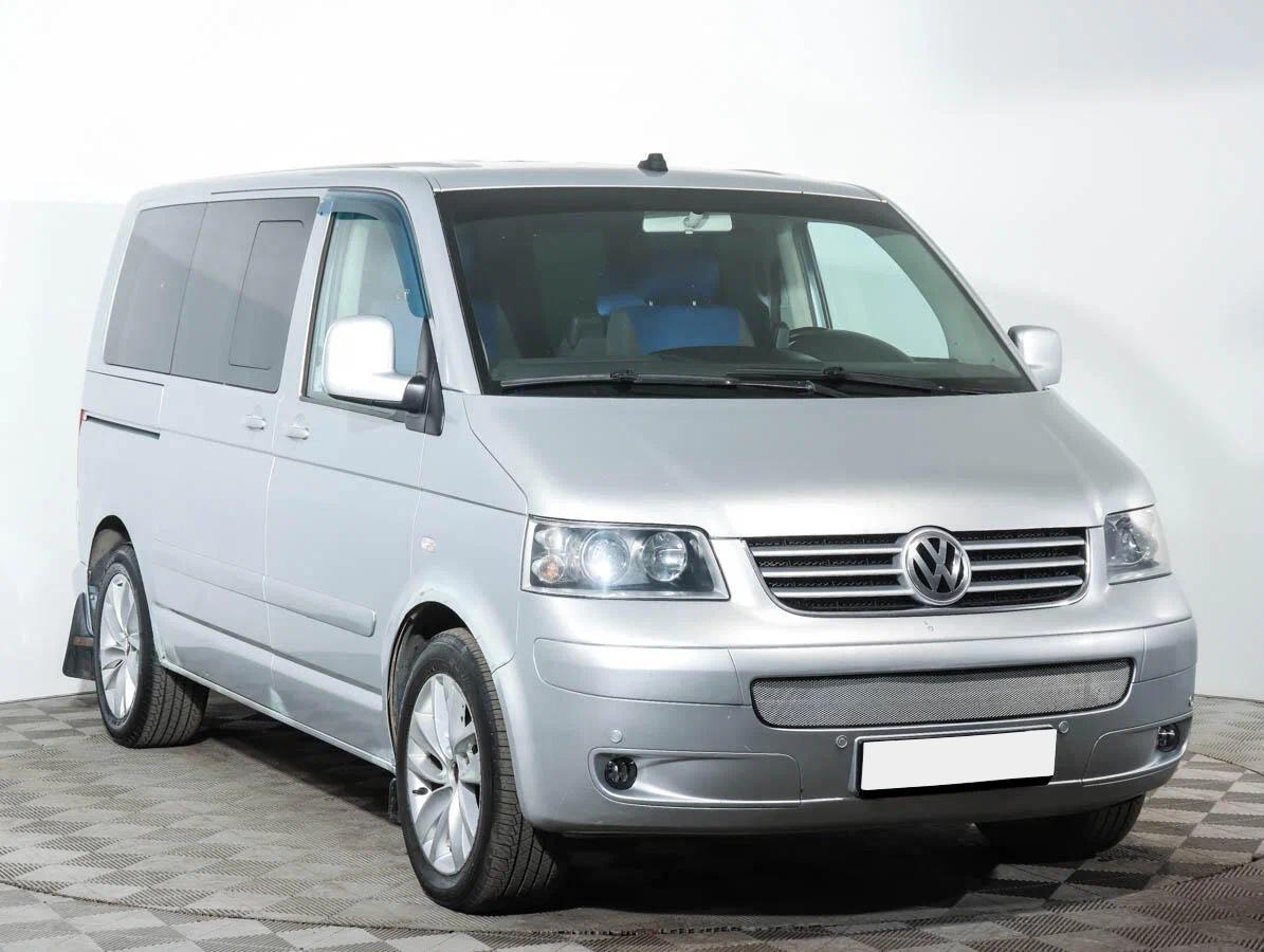 Volkswagen Multivan 2007, серебряный